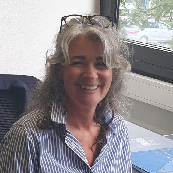Melanie Arnolds COO